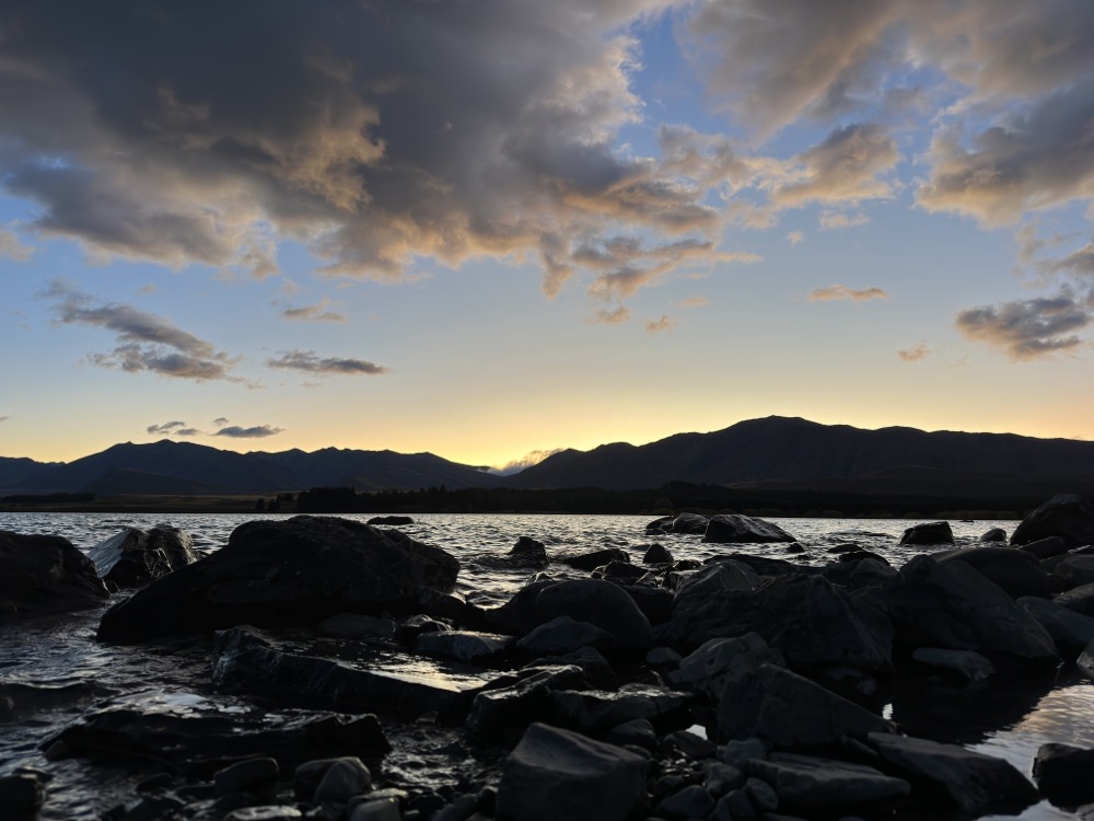 Sonnenaufgang über dem Lake Tekapo