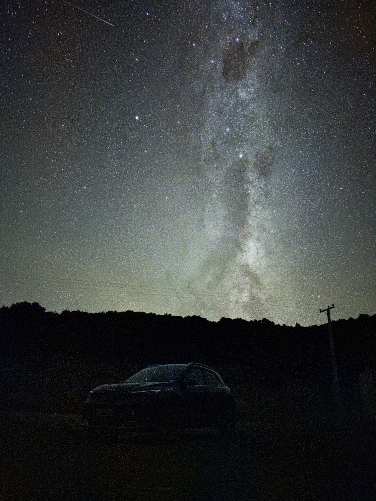 Milchstraße mit alpha- und beta-Centauri 